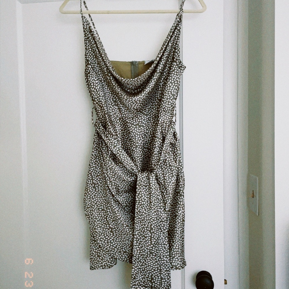 Selfie Leslie olive green and white wrap dress.